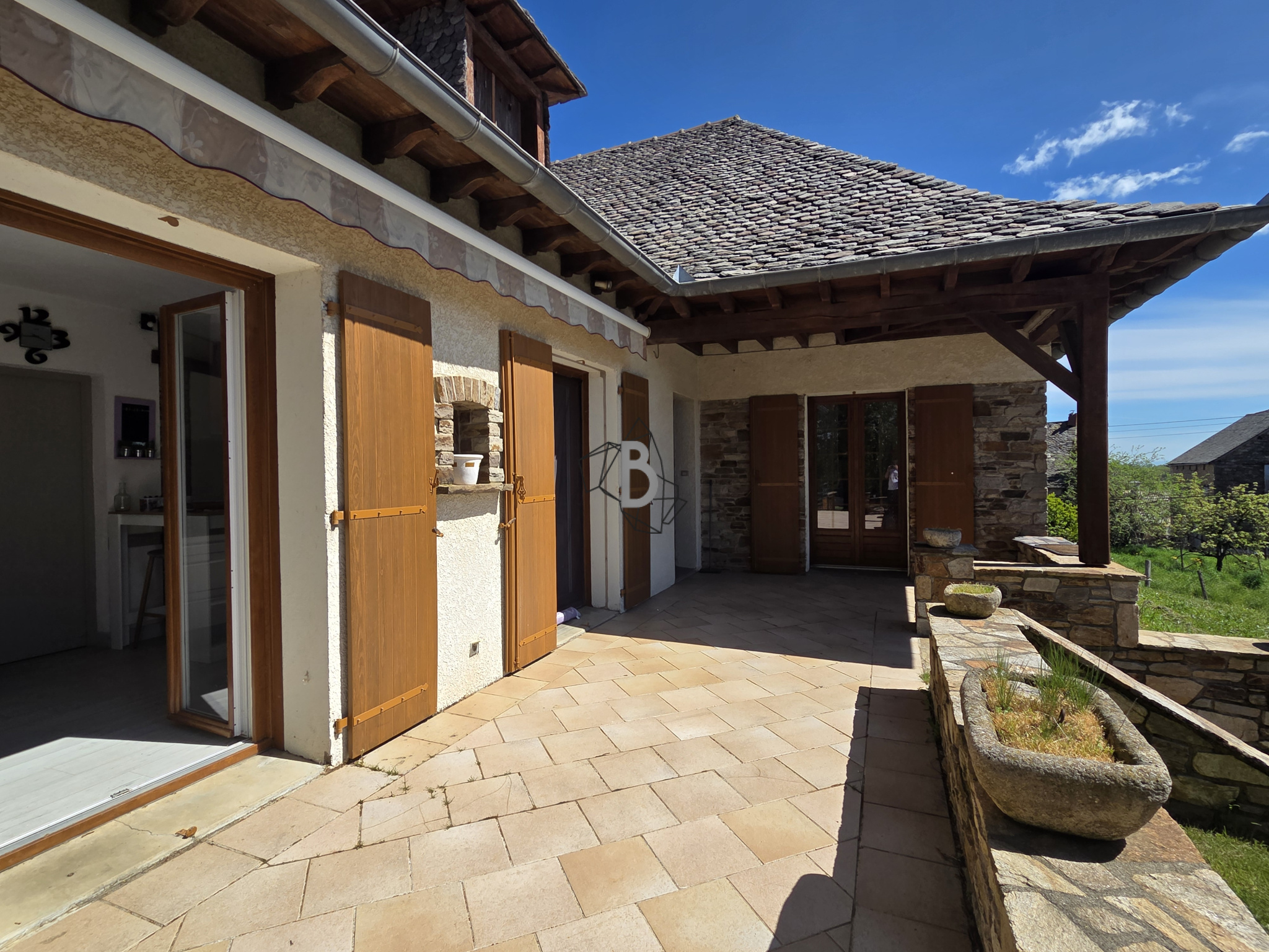 Maison T7 de 170 m2 sur terrain 1000 m2 - RULLAC St CIRQ